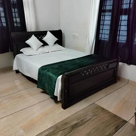 Green Island Homestay Riverside Kozhikode Exterior photo