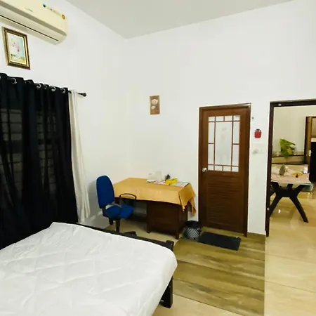 Green Island Homestay Riverside Kozhikode Exterior photo