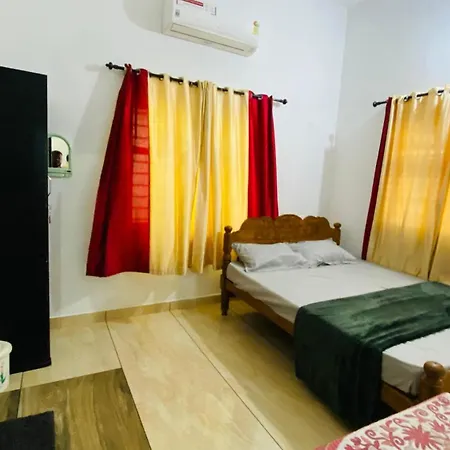 Green Island Homestay Riverside Kozhikode Exterior photo