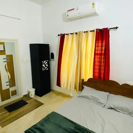 Green Island Homestay Riverside Kozhikode Exterior photo
