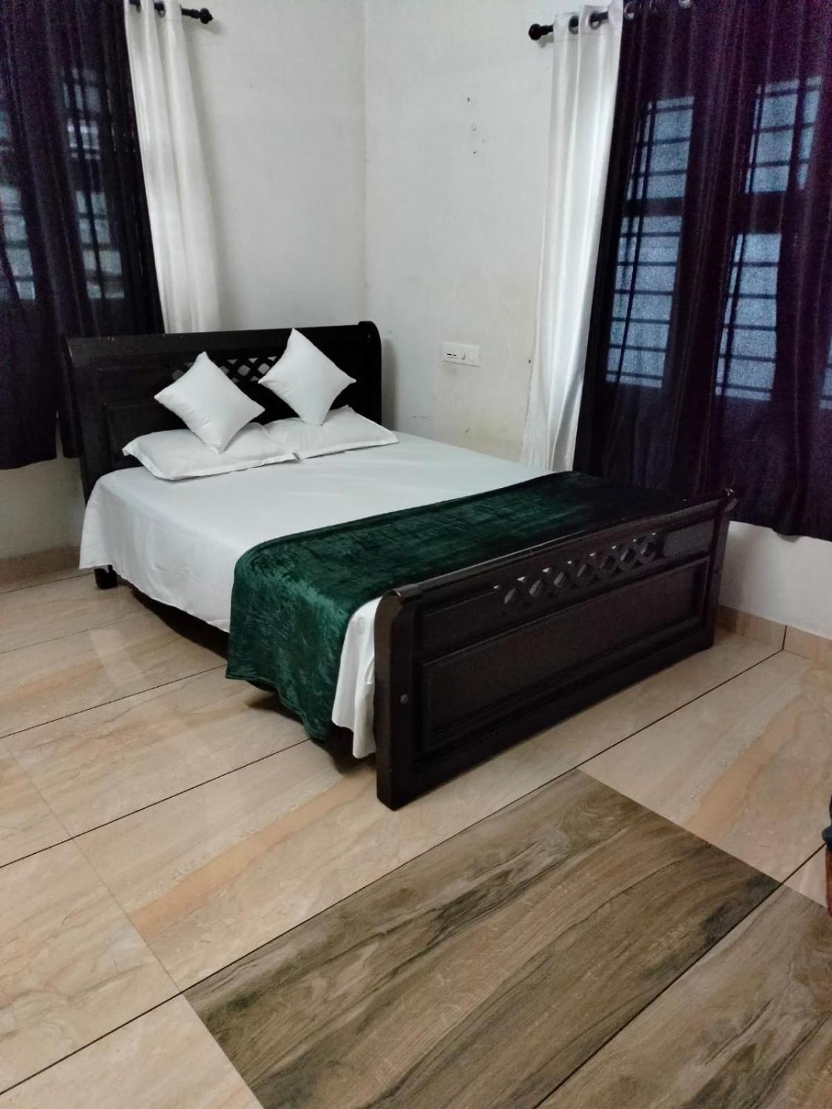 Homestay Island Riverside *